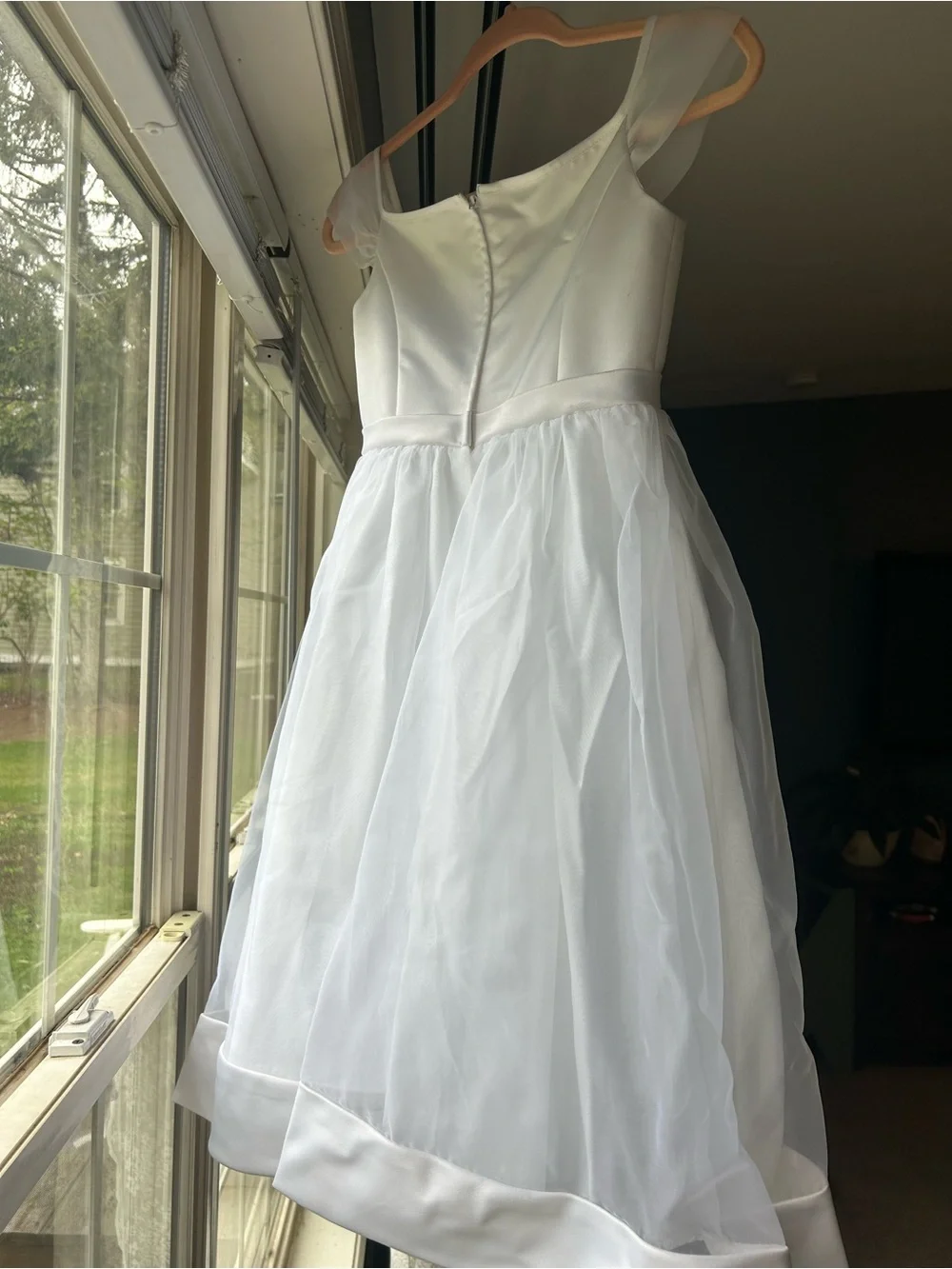 David's Bridal White Girls' Off-Shoulder Flower-Applique Dress - Picture 3 of 4